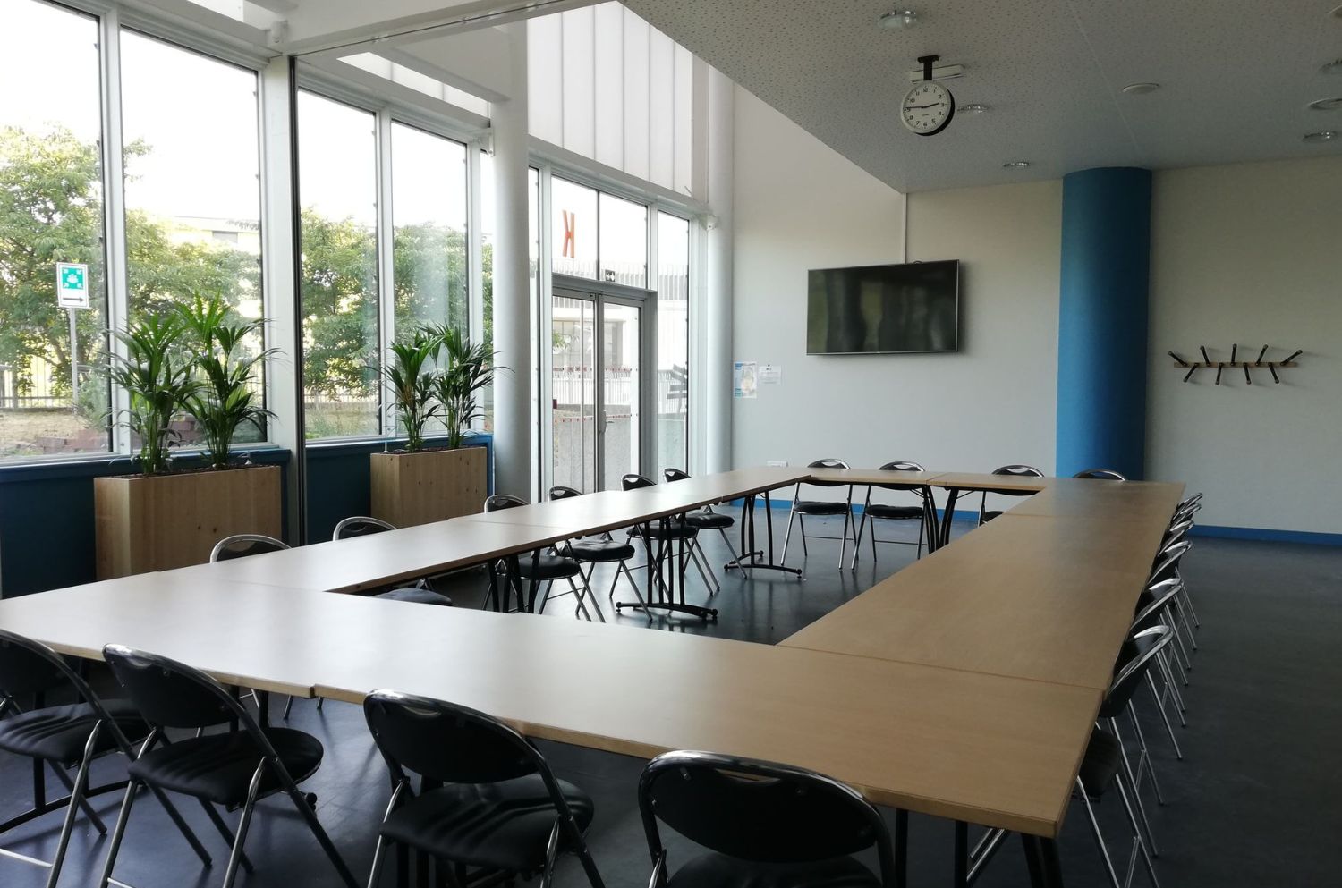 Nos espaces - Le STAB (2) Petite salle de reunion 100m2